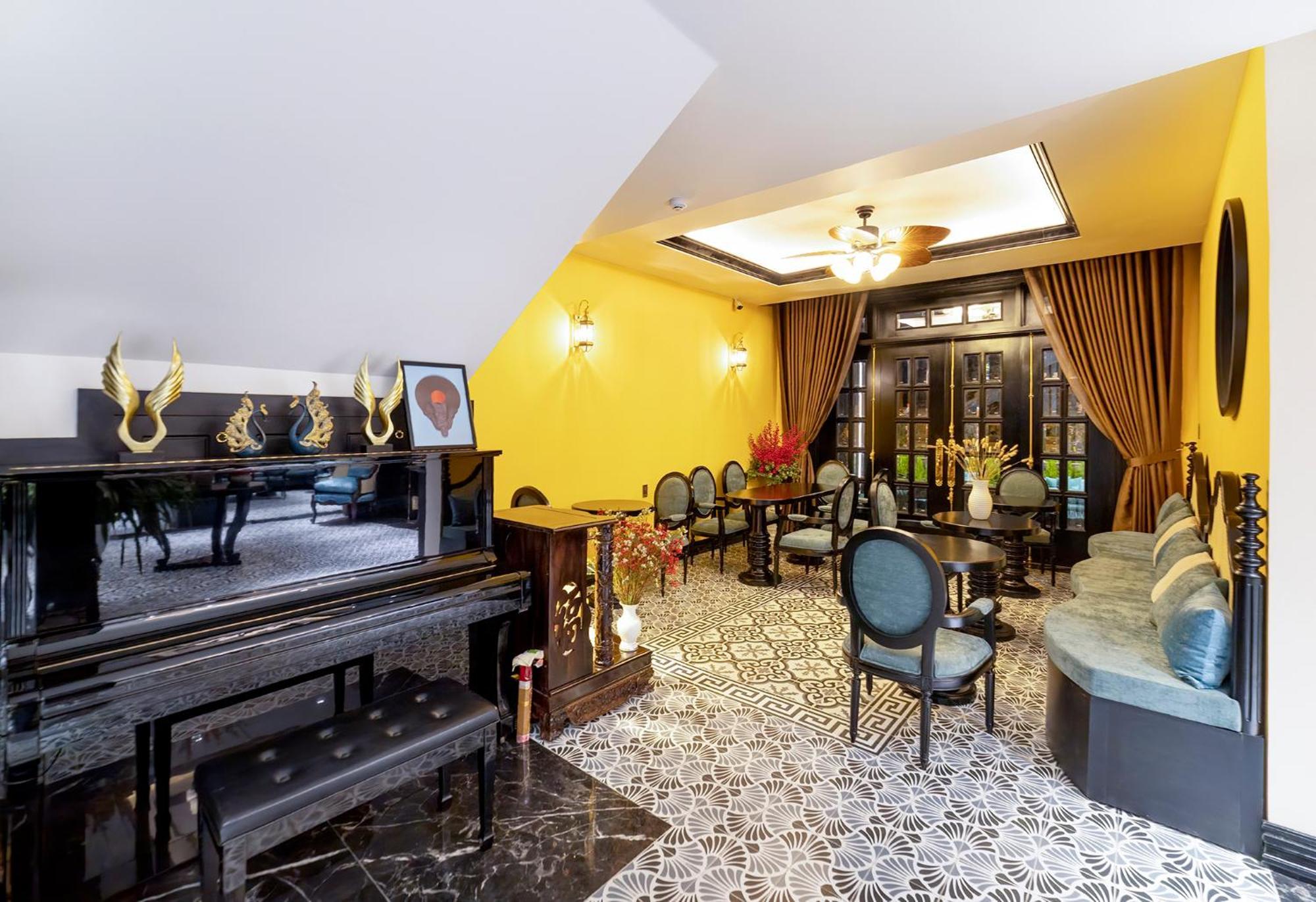 Отель Le House Dalat Экстерьер фото